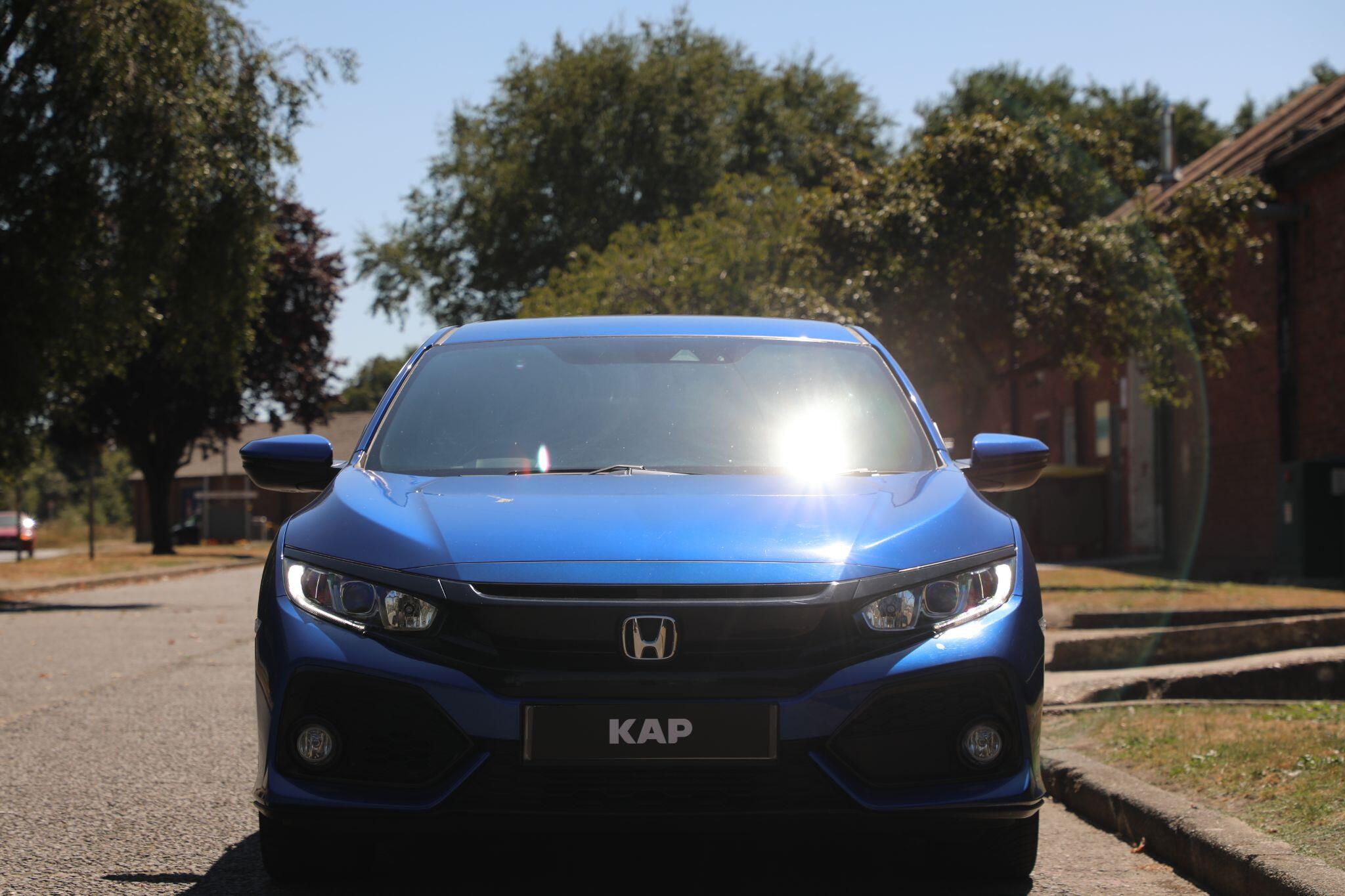 Large vehicle image